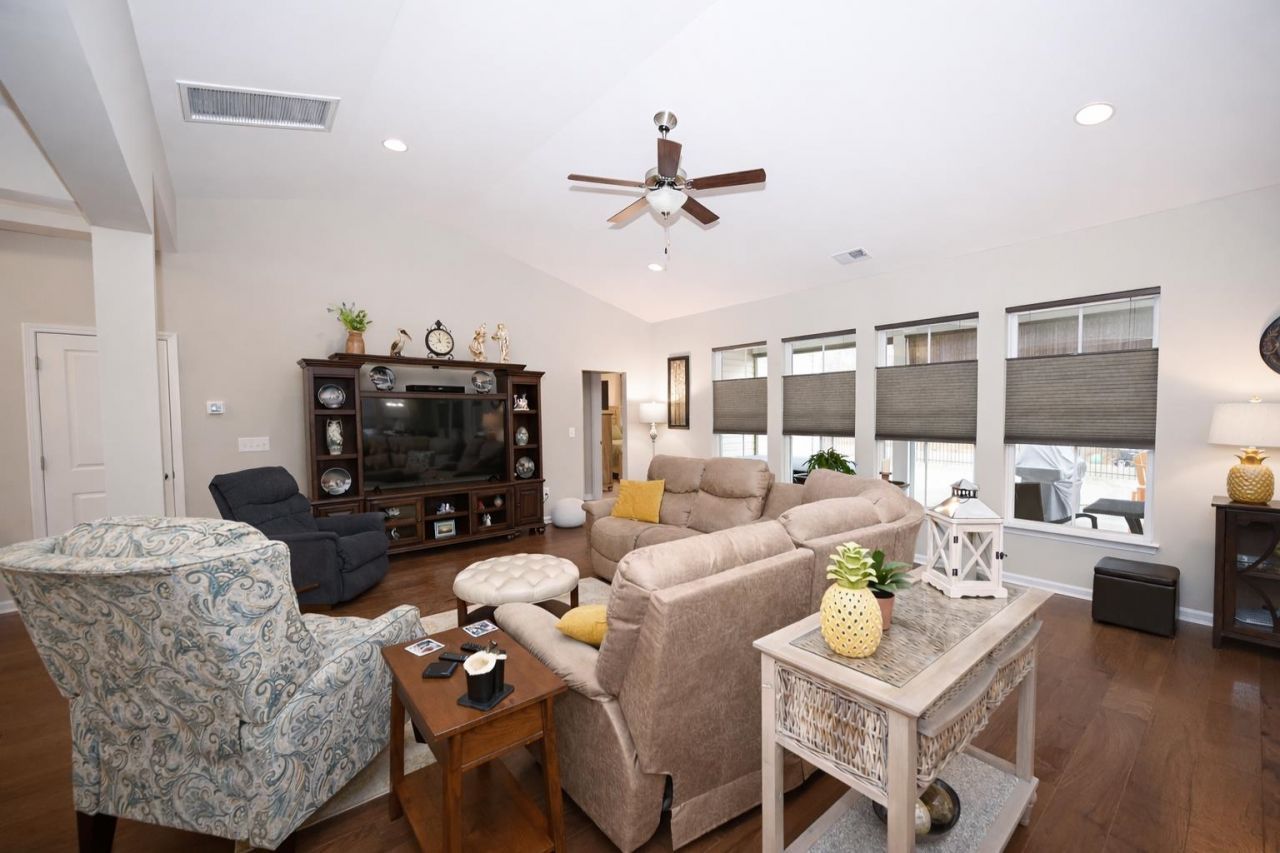 3613 Diamond Stars Way Photo 7