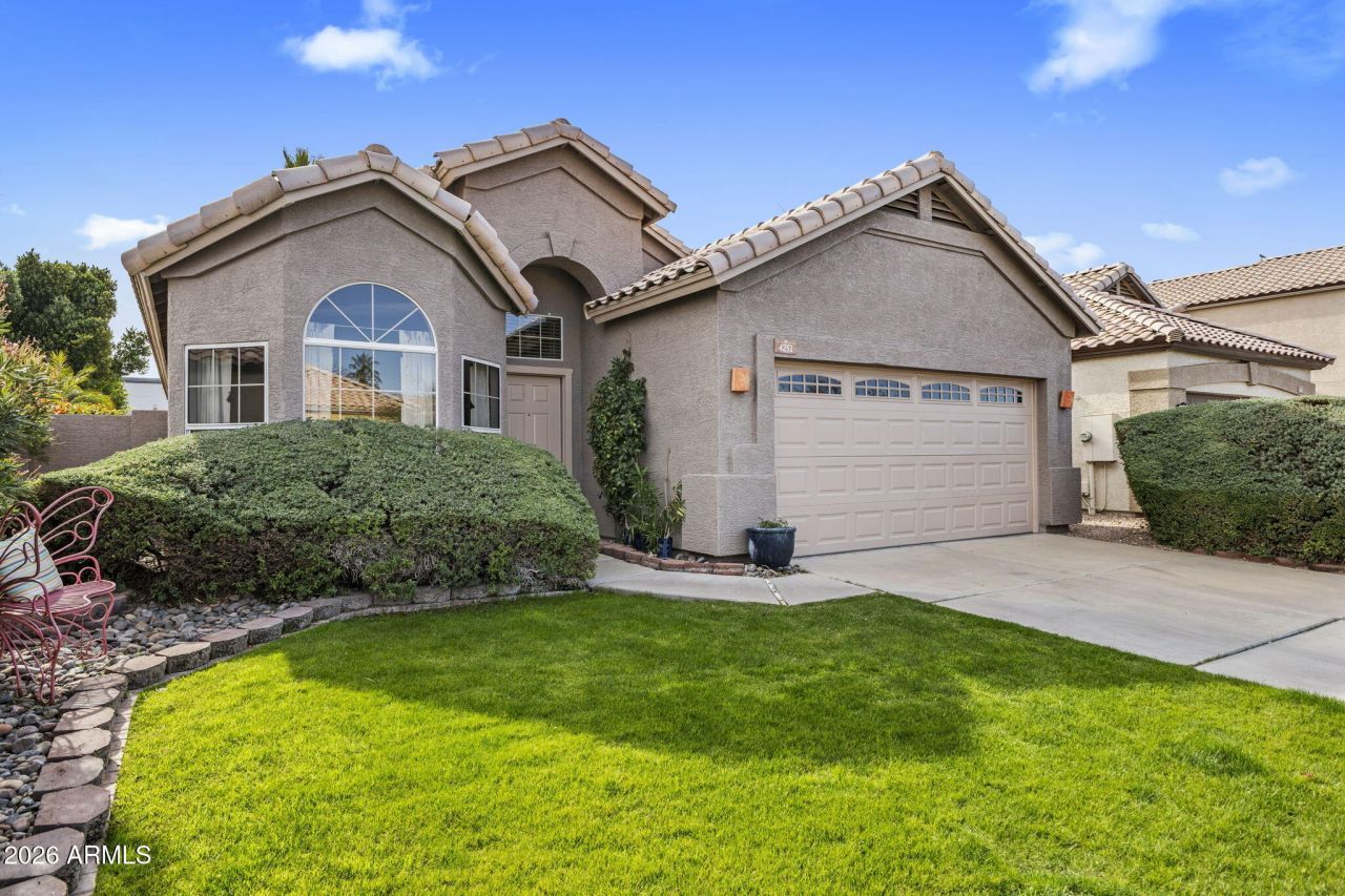 4251 E South Fork Drive, Phoenix, AZ 85044 Main Photo
