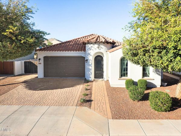4422 E GRAND CANYON Drive, Chandler, AZ 85249