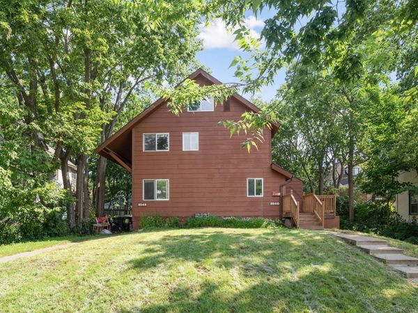 1040 13th Avenue SE, Minneapolis, MN 55414