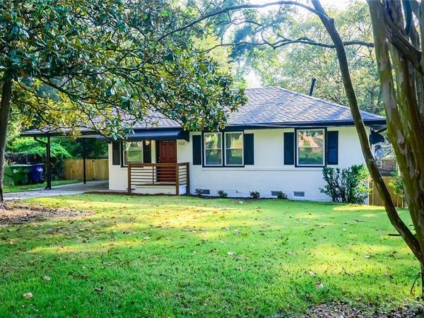 753 Commodore Drive, Atlanta, GA 30318