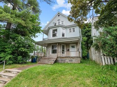 712 Oak Street , Syracuse, NY 13203