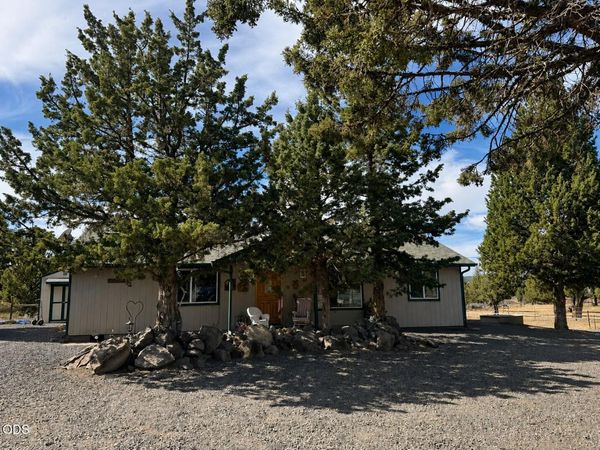 3913 SE Umatilla Loop, Prineville, OR 97754