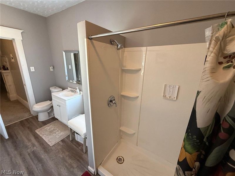 1827 Idlewood Avenue, East Cleveland, OH 44112 Photo 17