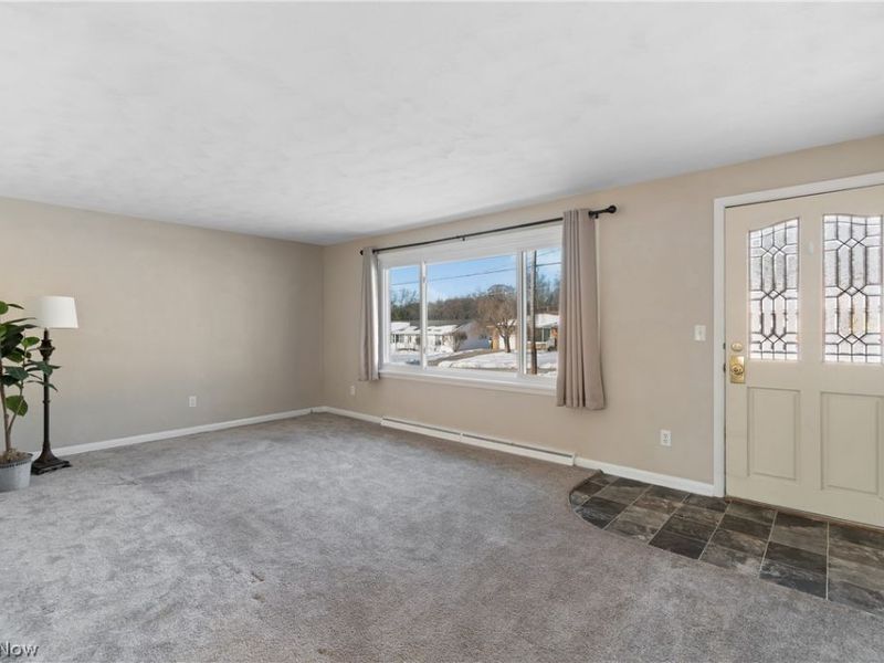 136 S Metzger Avenue, Rittman, OH 44270 Photo 4