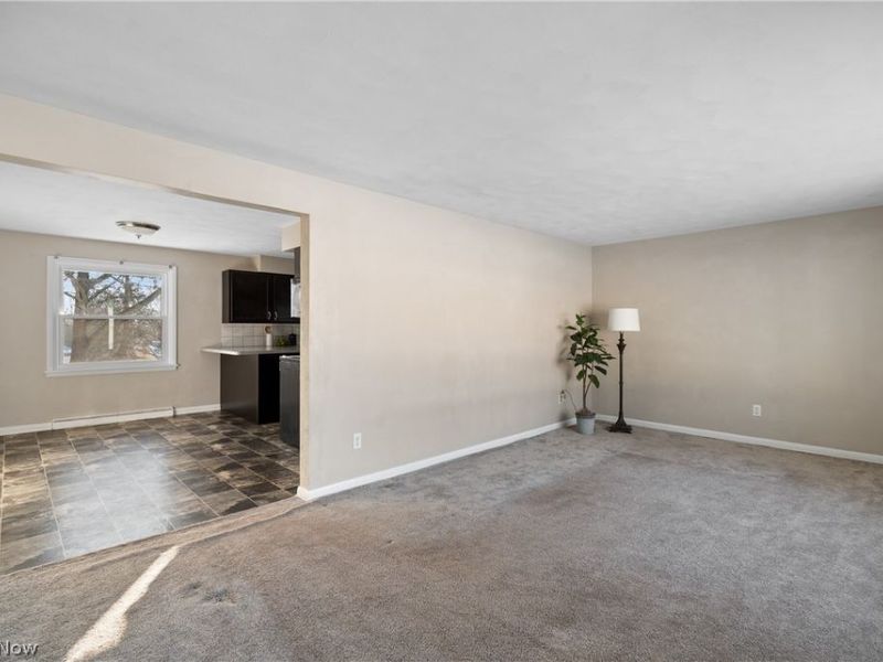 136 S Metzger Avenue, Rittman, OH 44270 Photo 6