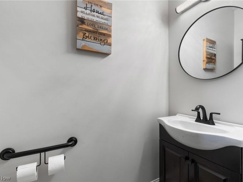 5247 Birchmont Avenue SW, Canton, OH 44706 Photo 31