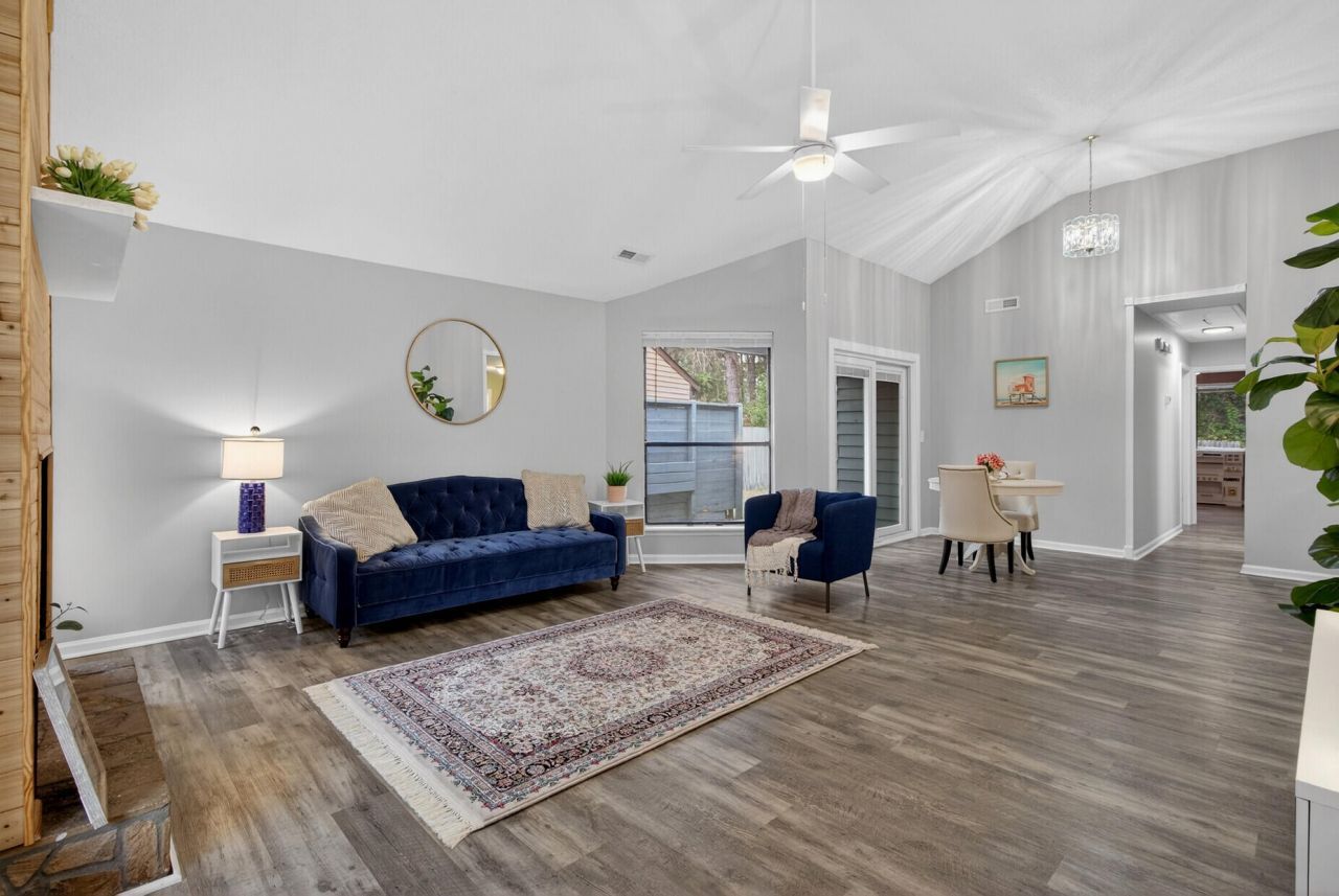 105 Traders Station Road Photo 6