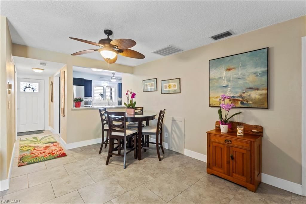 1754 Beach Pkwy, Cape Coral, FL 33904 Photo