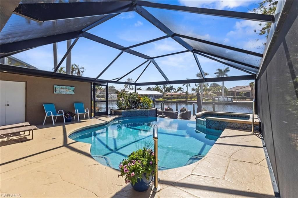 1754 Beach Pkwy, Cape Coral, FL 33904 Photo