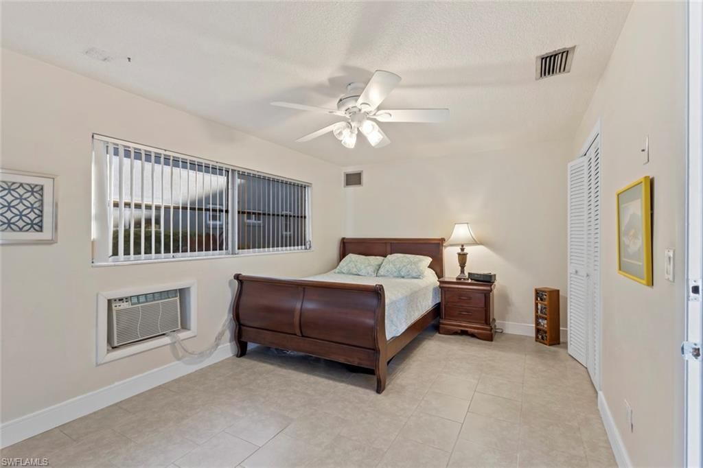 1754 Beach Pkwy, Cape Coral, FL 33904 Photo