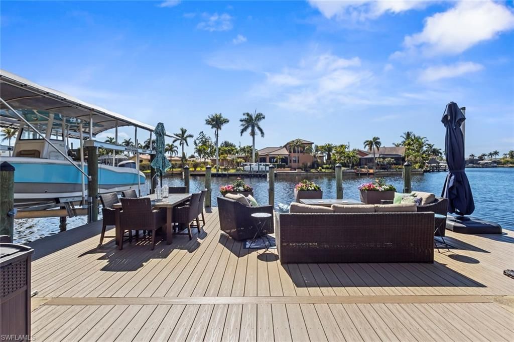 1754 Beach Pkwy, Cape Coral, FL 33904 Photo