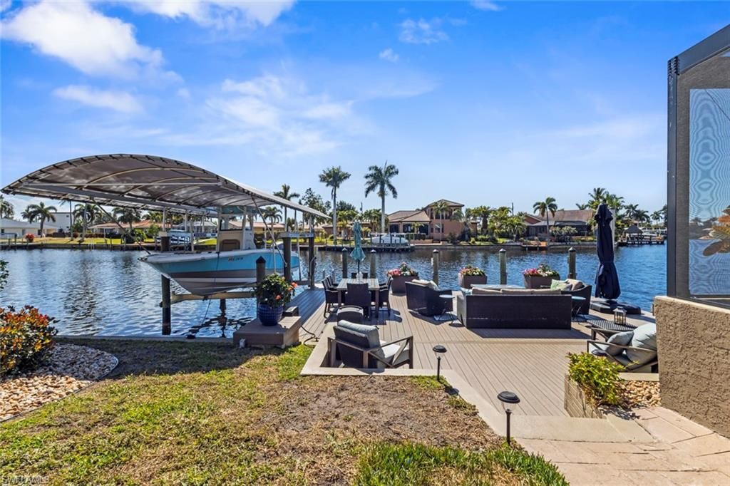 1754 Beach Pkwy, Cape Coral, FL 33904 Photo