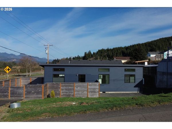 95 NEHALEM BLVD, Wheeler, OR 97147