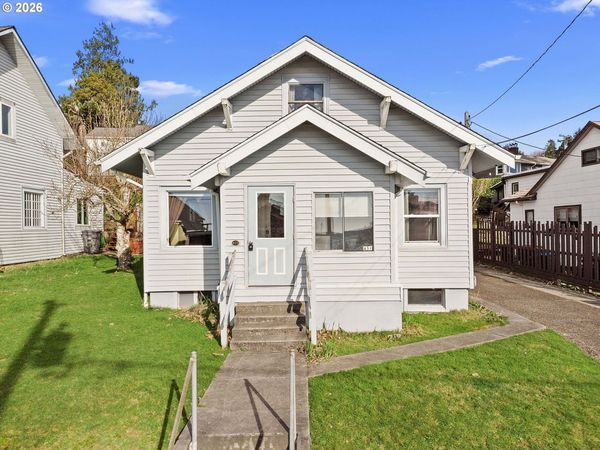 431 Chinook AVE, Astoria, OR 97103