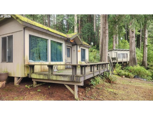 1221 N TENMILE, Lakeside, OR 97449