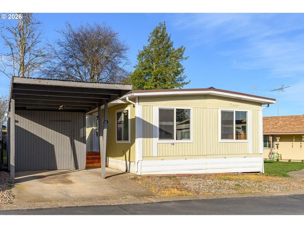 500 N Gilwood ST, Unit 21, Carlton, OR 97111