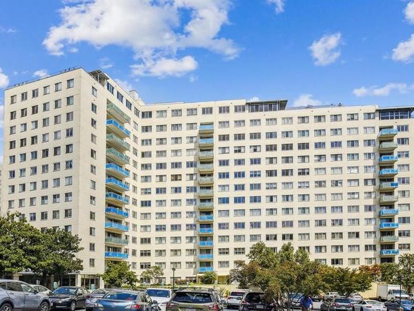 10201 GROSVENOR PLACE, Unit 711, NORTH BETHESDA, MD 20852