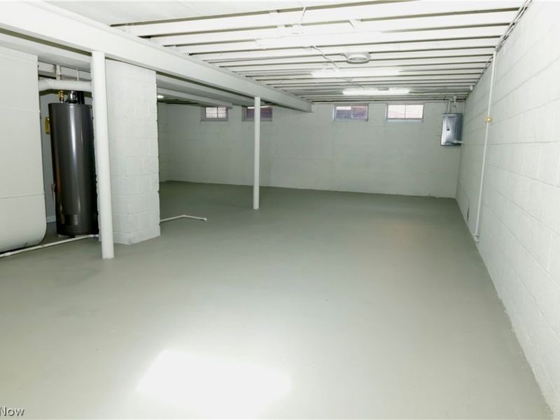 390 Lynne Drive, Sheffield Village, OH 44054 Photo 21