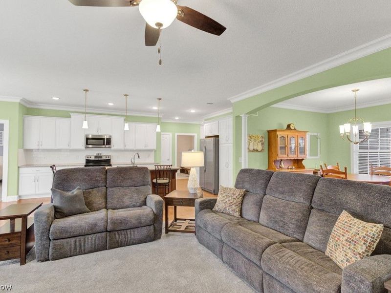 9937 Southwyck Avenue NW, North Canton, OH 44720 Photo 13