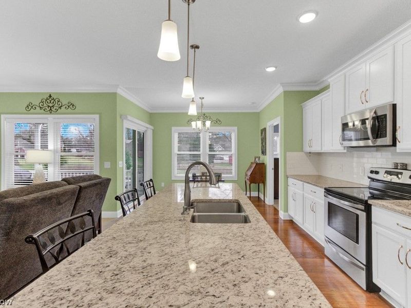 9937 Southwyck Avenue NW, North Canton, OH 44720 Photo 6