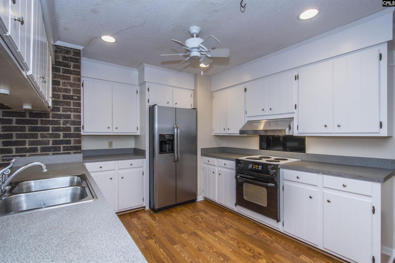 1304 Country Squire Drive Photo 11