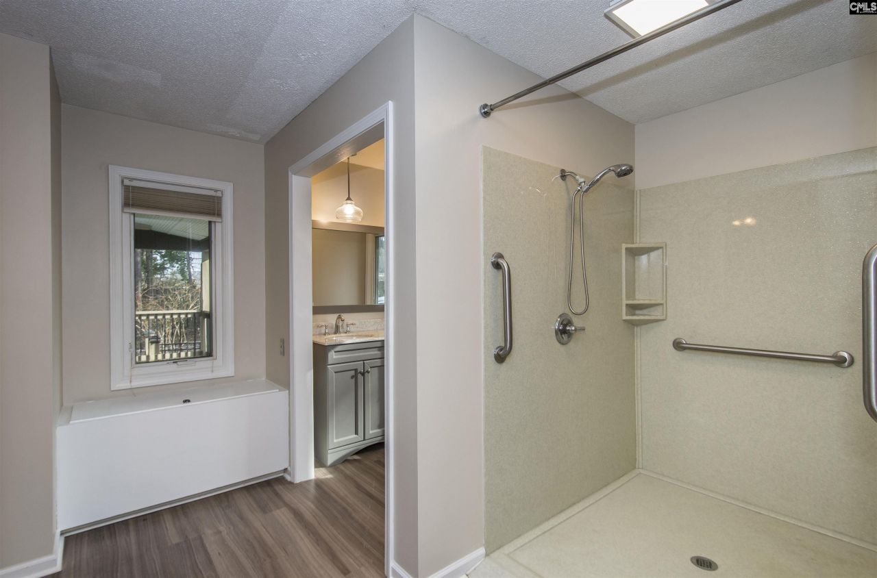 1304 Country Squire Drive Photo 15