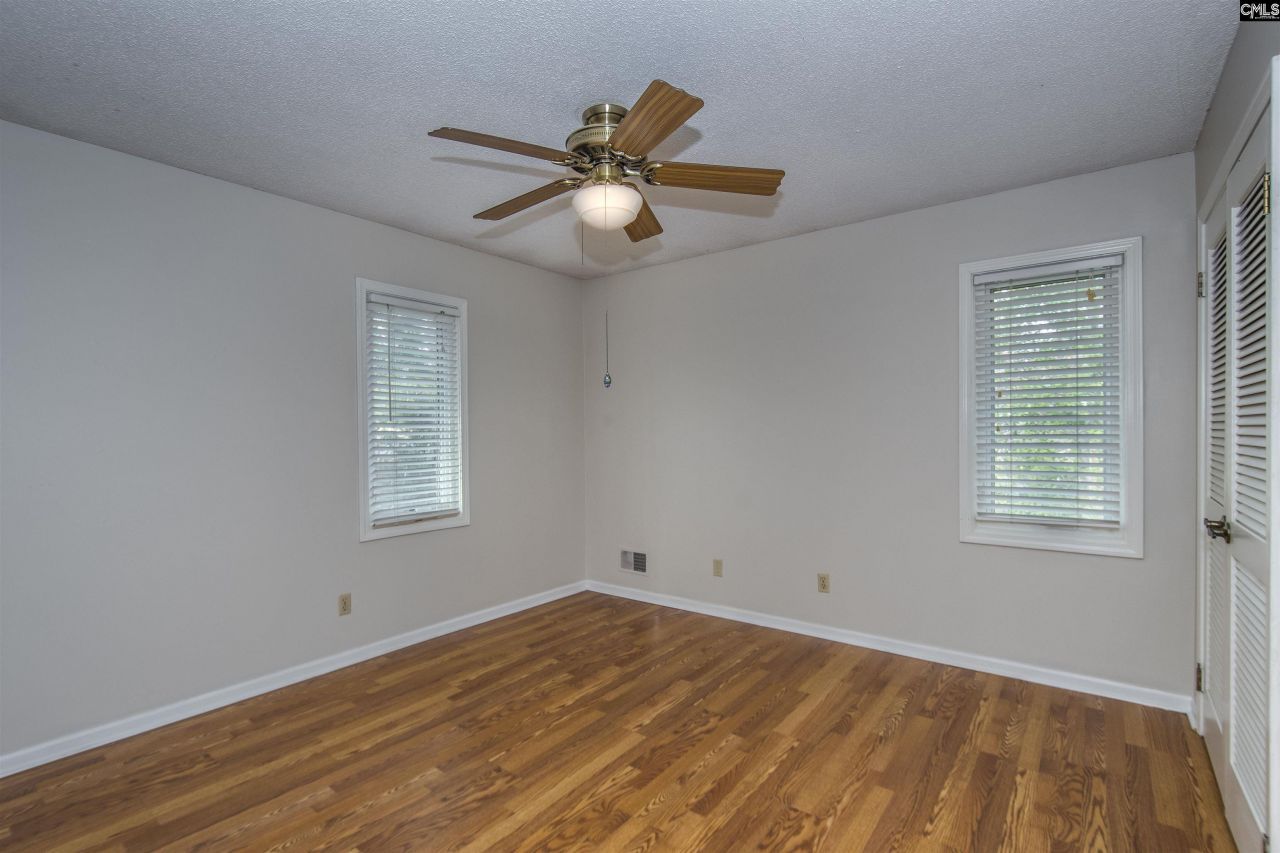 1304 Country Squire Drive Photo 17