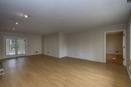 1304 Country Squire Drive photo 4