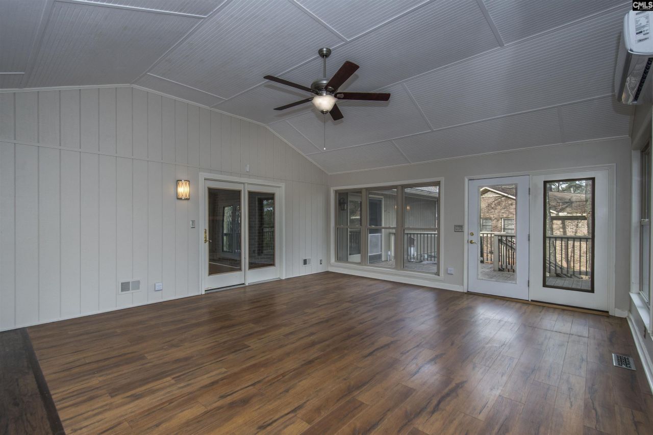 1304 Country Squire Drive Photo 8