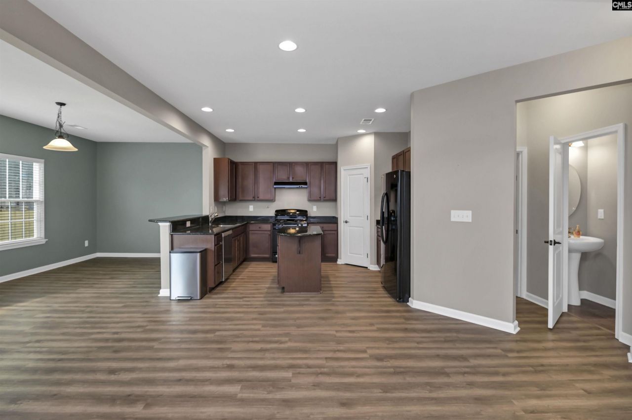 210 Hearthwood Circle  Photo 14