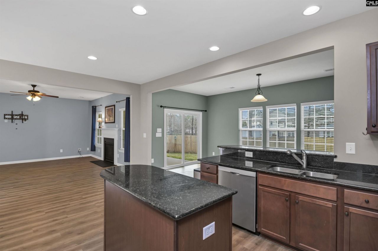 210 Hearthwood Circle  Photo 19