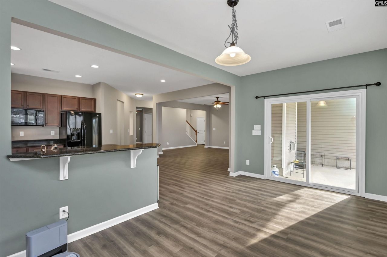 210 Hearthwood Circle  Photo 21