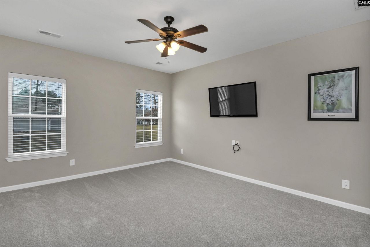 210 Hearthwood Circle Photo 23