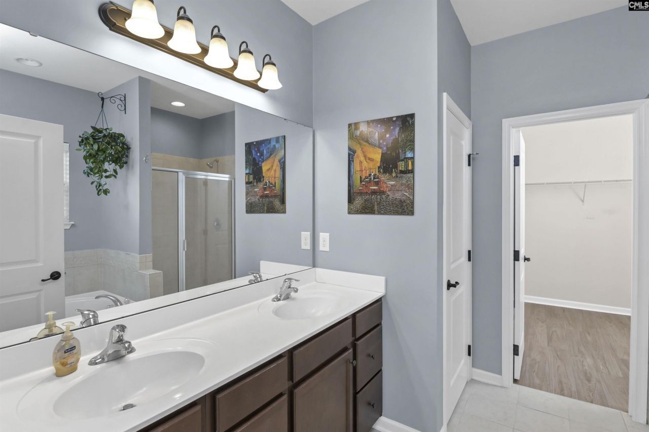 210 Hearthwood Circle  Photo 27