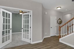 210 Hearthwood Circle photo 4