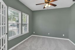 210 Hearthwood Circle photo 4