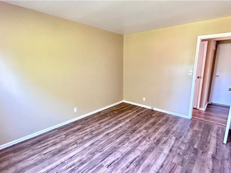 24 Washington Square, Unit 15, Euclid, OH 44143 Photo 7