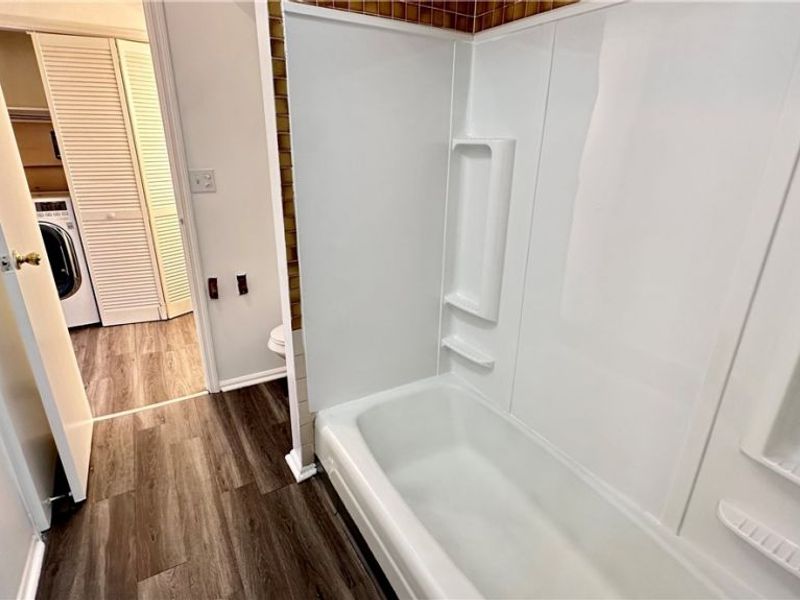 24 Washington Square, Unit 15, Euclid, OH 44143 Photo 9