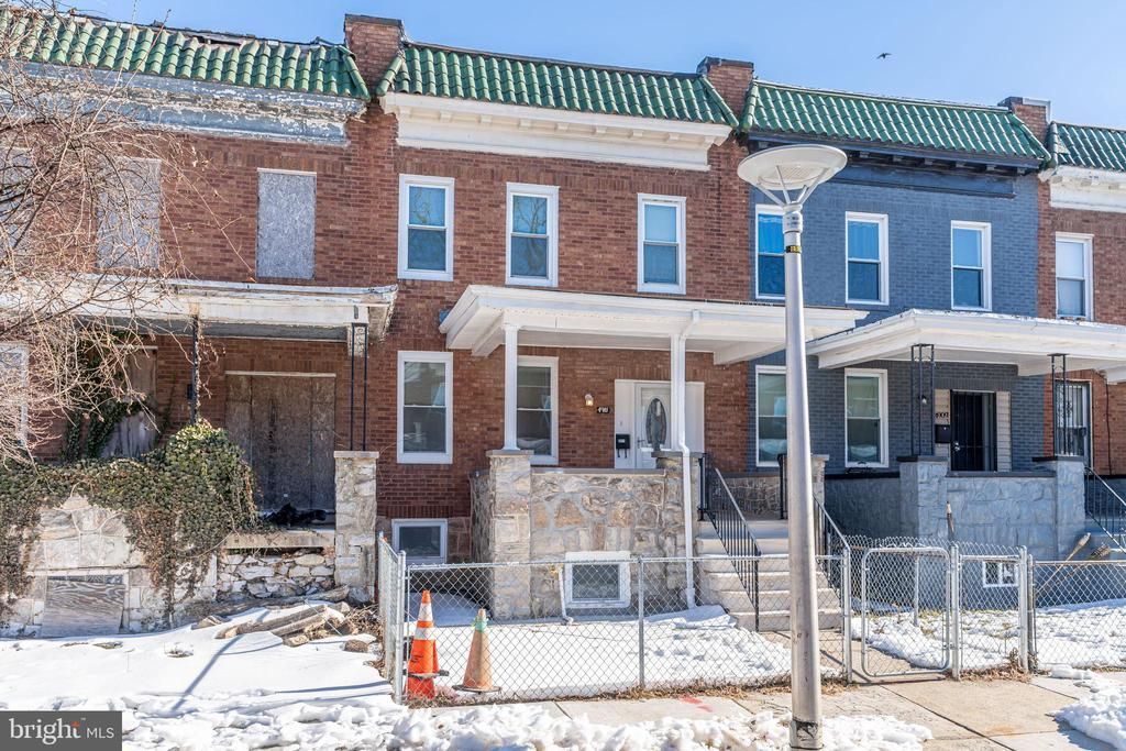4911 Queensberry Avenue, Baltimore, MD 21215 Main Photo