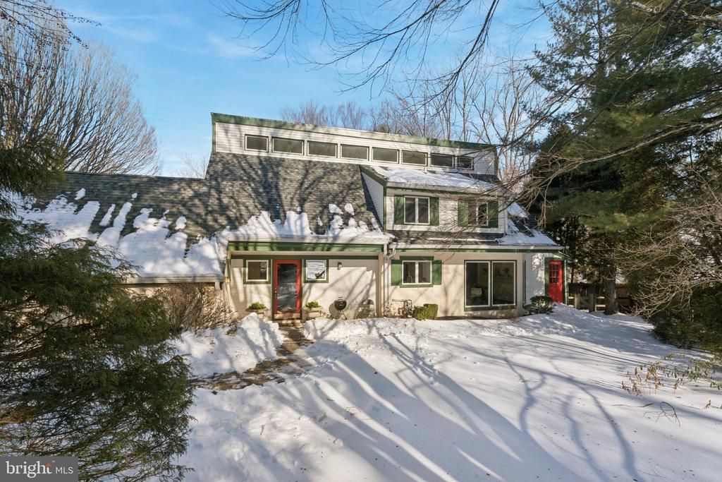 201 Rawles Run Lane, Bryn Mawr, PA 19010 Main Photo