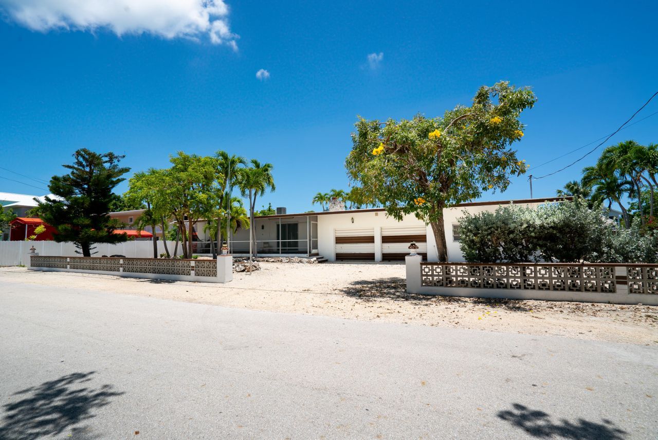 214 Pueblo Street, Tavernier, FL 33070 Photo