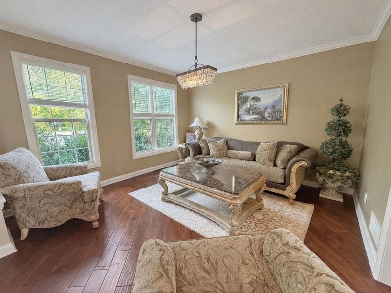 6201 Lampton Pond Drive , Hilliard, OH 43026 Photo 6