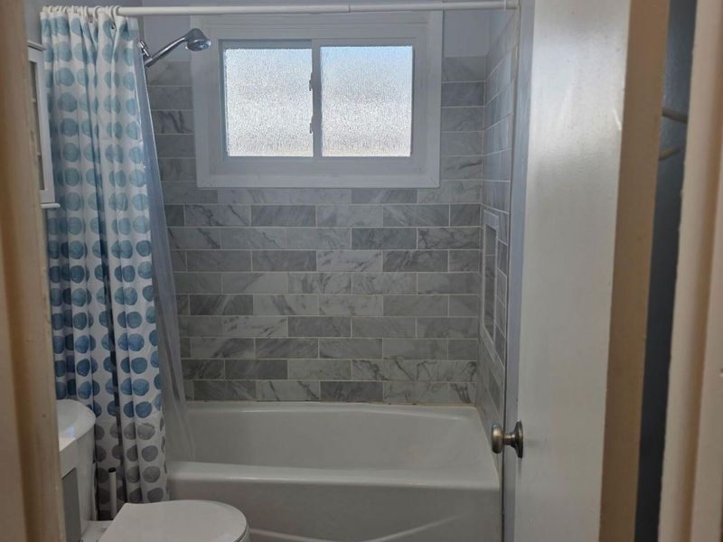 498 Murray Avenue, Columbus, OH 43204 Photo 3