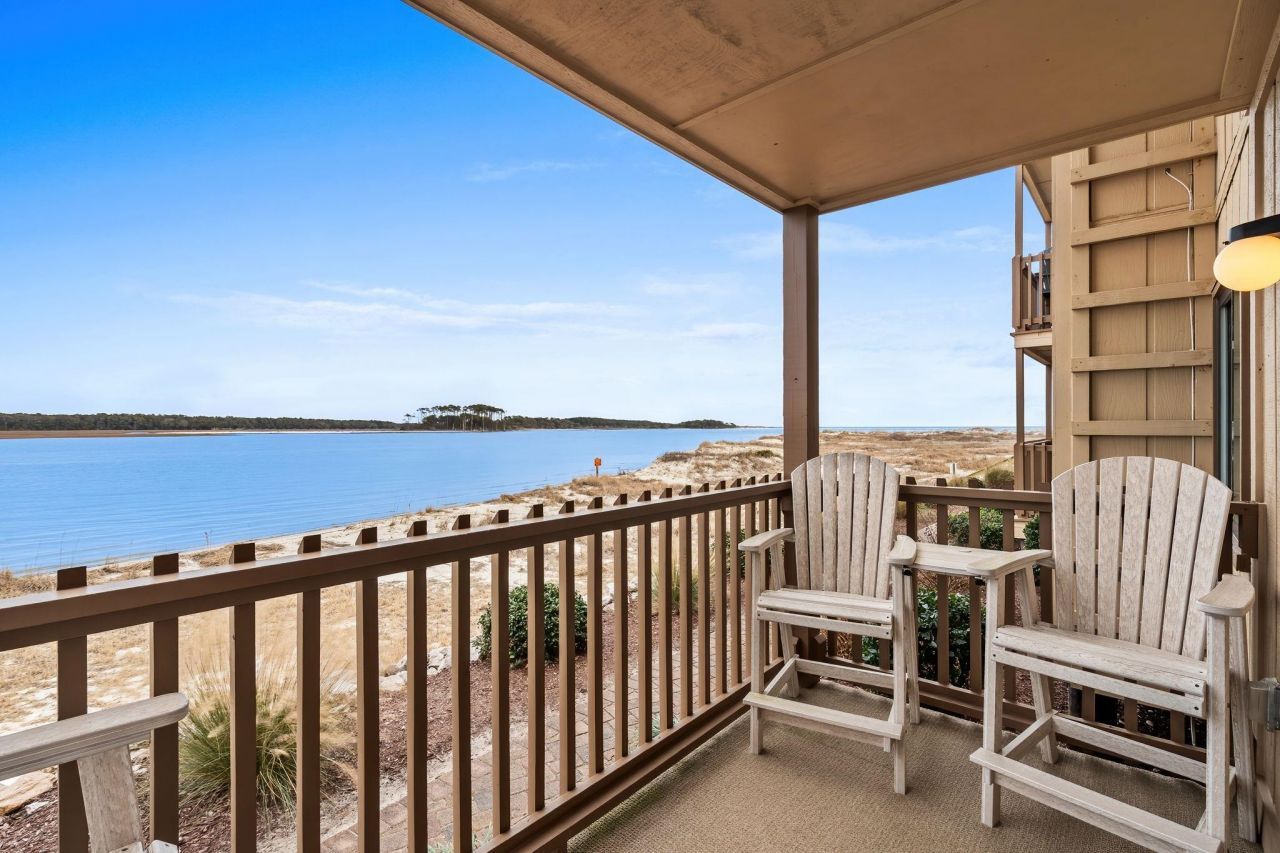 6309 N Ocean Boulevard W  Photo 18