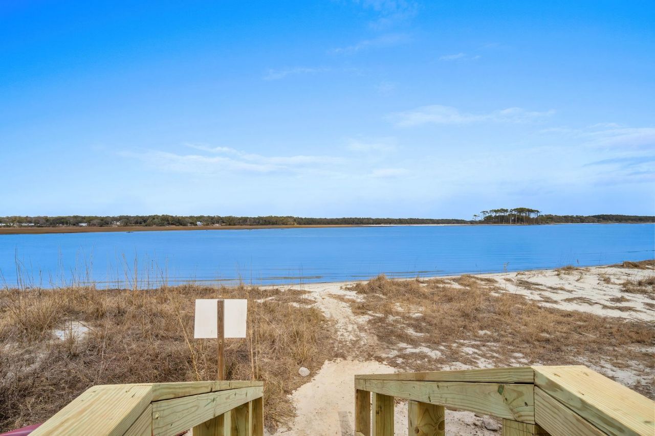 6309 N Ocean Boulevard W  Photo 37