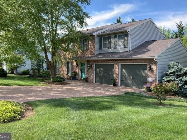 7 BUCK RUN, MOHNTON, PA 19540