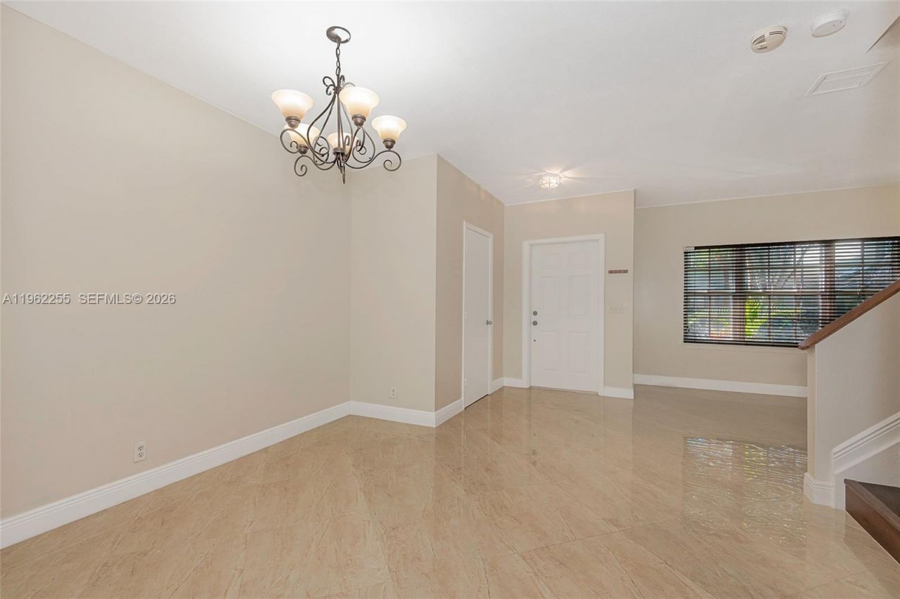 9481 Stanley Ln, Unit 9481, Tamarac, FL 33321 Photo