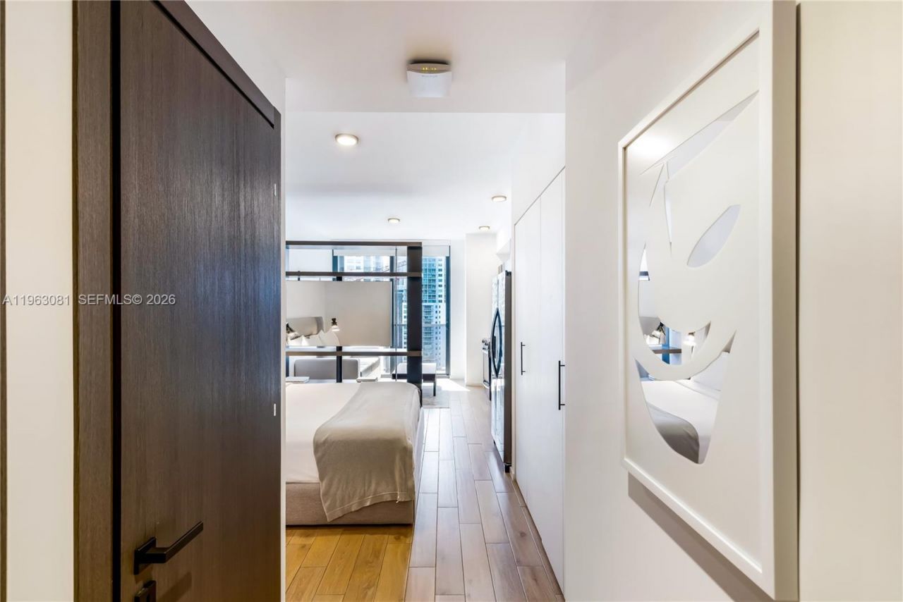 398 NE 5th St, Unit 2116, Miami, FL 33132 Photo