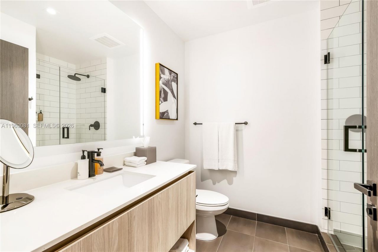 398 NE 5th St, Unit 2116, Miami, FL 33132 Photo